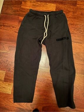 Fear of God x Essentials Joggers